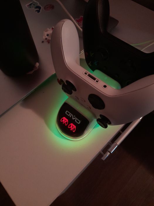 Se gaming Xbox serie s 512 GB preț negociabil UITAȚI-VĂ LA DESCRIERE