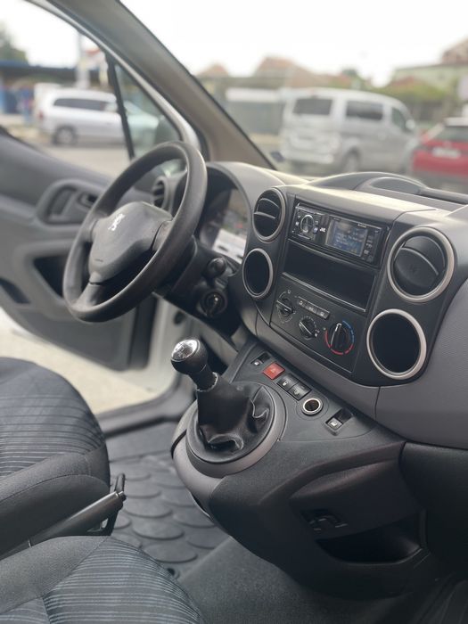 Peugeot Partner 1.6 HDI ХЛАДИЛЕН макси база