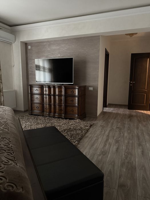 Apartament 3 camere - CARTIER ORIZONT