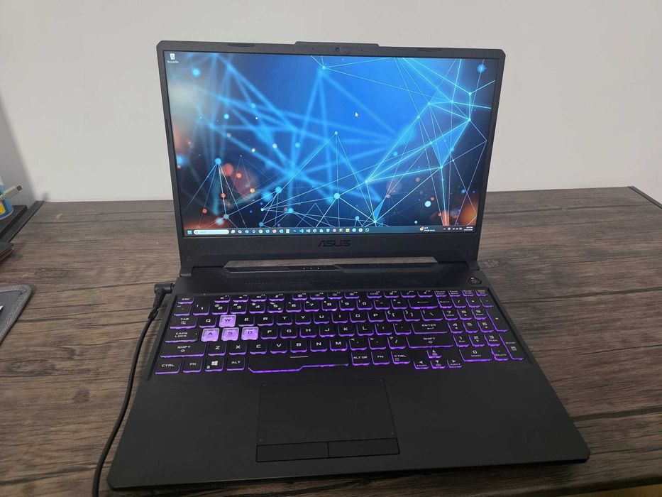 Laptop Gaming ASUS TUF F15 — i7-10870H, GTX 1650 4GB, 16GB RAM, 144Hz
