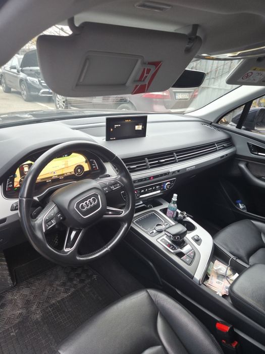 Audi Q7 etron plugin hibrid