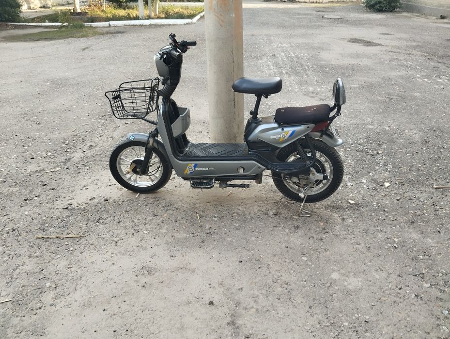 Benzinli skuterga abmen