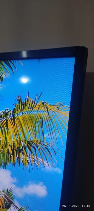 Продаю телевизор LG 4K 65 дюймов