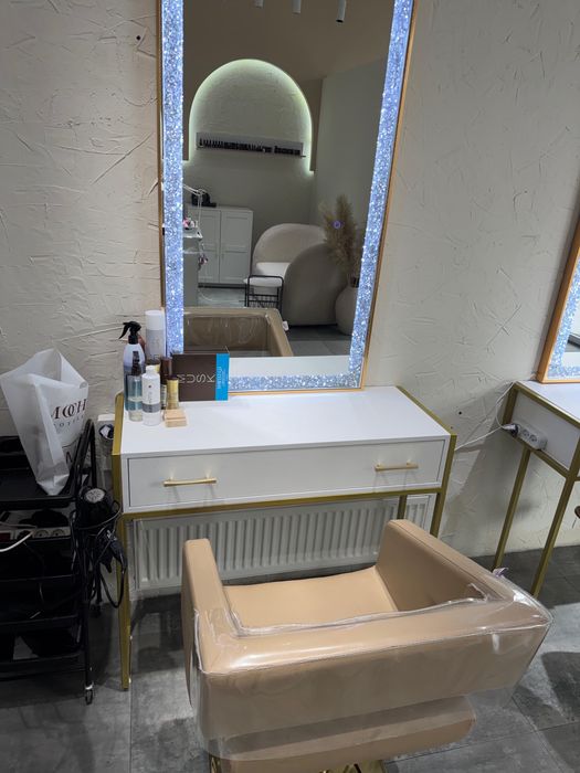 Срочно продам кресло и зеркала!