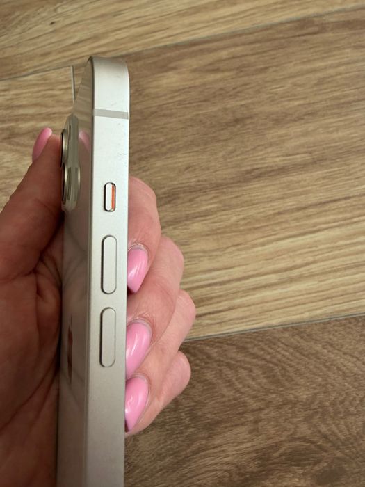 Смартфон Apple iPhone 13, 128GB, 4GB RAM, 5G, Starlight