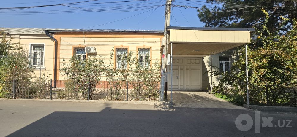 Продаётся земля/дом. 3,1 сотки, фасад 12,5 м. Новомосковская.