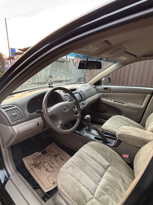 Продам camry 2002
