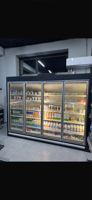 Холодильник в магазин