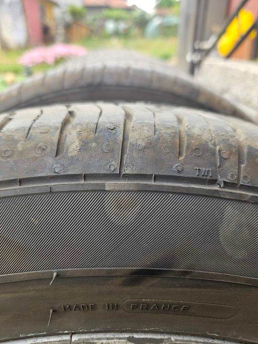 Continental 235/55/17 DOT 24 . В ОТЛИЧНО СЪСТОЯНИЕ !