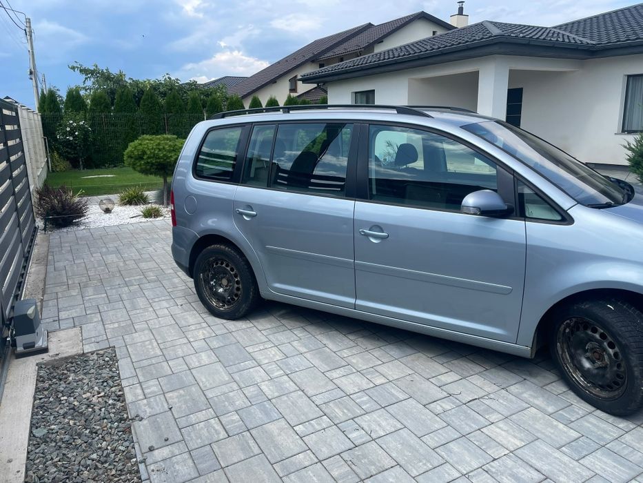 VW  TOURAN  7 locuri