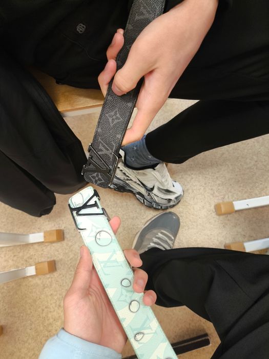 ремень Luiviton голубой