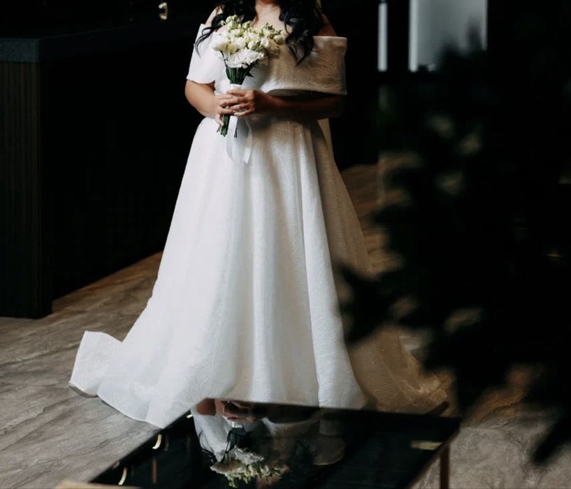 Платье свадебное