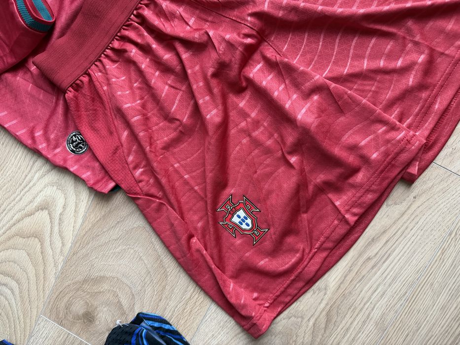Set tricou de fotbal cu pantaloni scurti Puma Portugalia Cr7 Cristiano Ronaldo 7 marime M nou