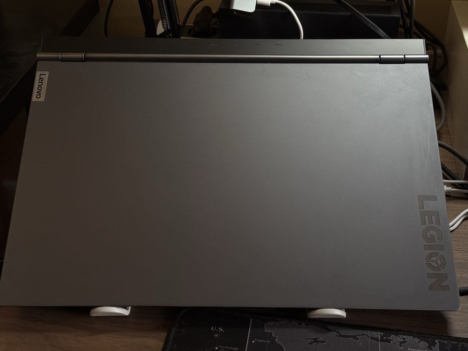 Lenovo Legion 7 | RTX 2070 Super 8GB | 24 GB RAM | 1 TB SSD | 144 Hz