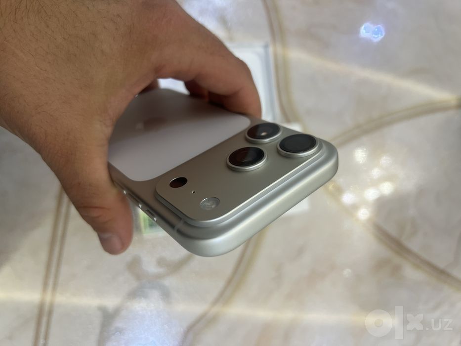 Iphone 17 pro srochna