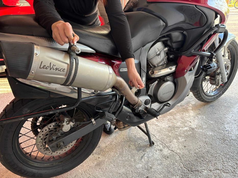 Vând Evacuare finală ,sunet dement, Leo Vince LV ONE EVO Honda Transalp 700 xl V