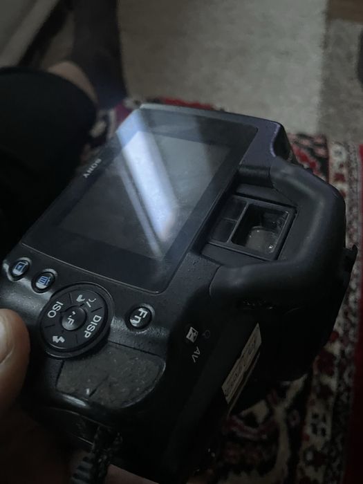 Sony DSLR-A290 + объектив Sony 18–55mm