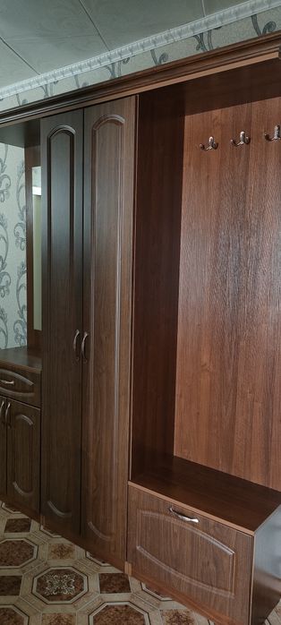 Продам прихожку б/у