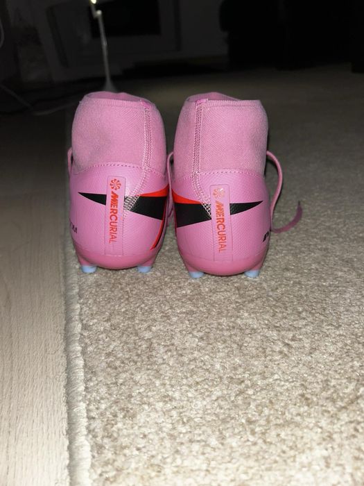 Nike zm SUPERFLY 10 academy FG/MG 45-ти номер  166.25 лв. / 85 €