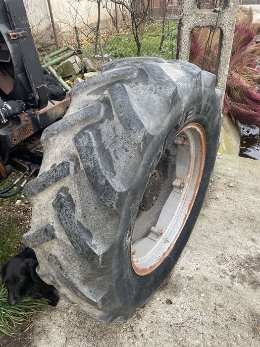 Vand 2 anvelope  380/70r28 (13,6r28)