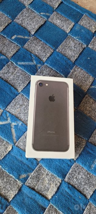 Iphone 7 32gb sotiladi