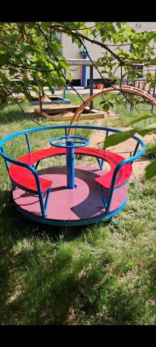 Карусель для детей