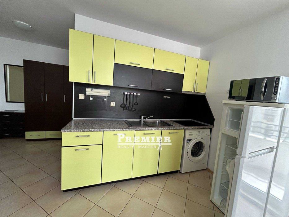 Продава се Едностаен апартамент в к.к. Слънчев бряг - 58 кв.м за 897 €/кв.м - Снимка #1