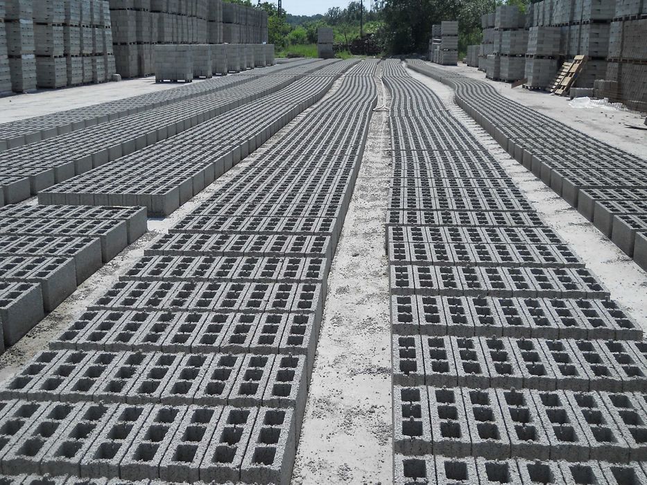 boltari patrat  stalp 20x20x20