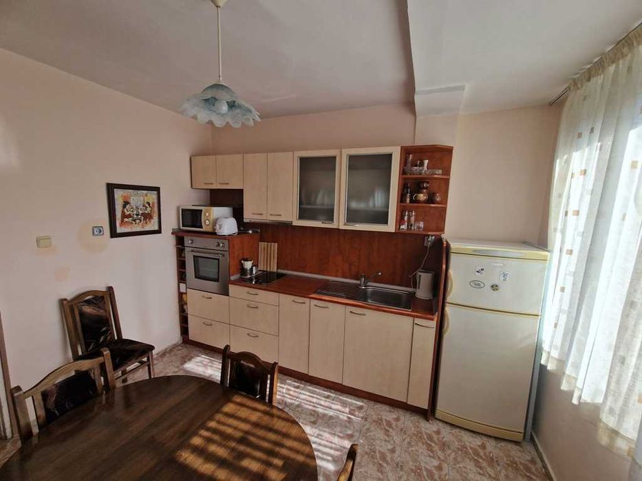 Продава се Двустаен апартамент в Благоевград, Широк център - 46 кв.м за 1196 €/кв.м - Снимка #2