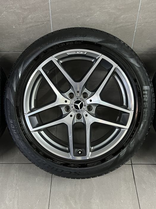 Джанти AMG 19 5х112 с гуми 235/55/19 Pirelli