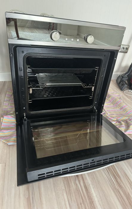 Духовой шкаф Hansa