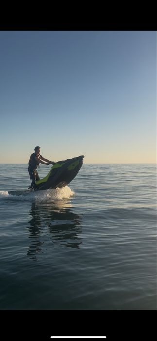 прокат гидрациклов , скутеров, jetski