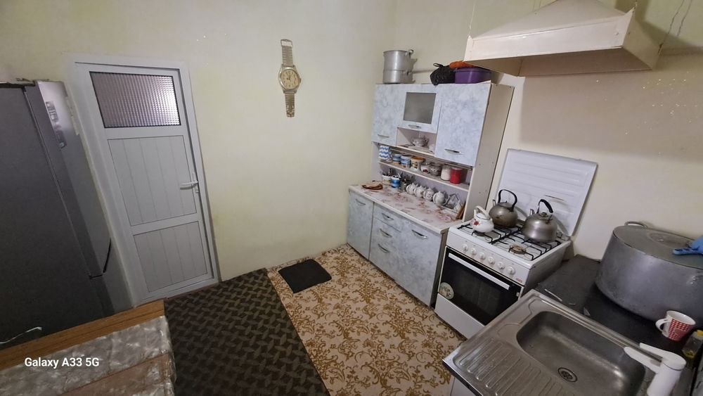 Srochna 6 bolmeli Ken,biyik jay satiladi 500 mln Aniq alatinga kelisim