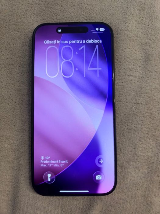 Vând iPhone 15 Pro, 256 GB, într-o stare excelentă