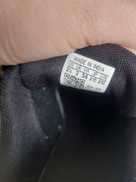 Детски черни кожени маратонки