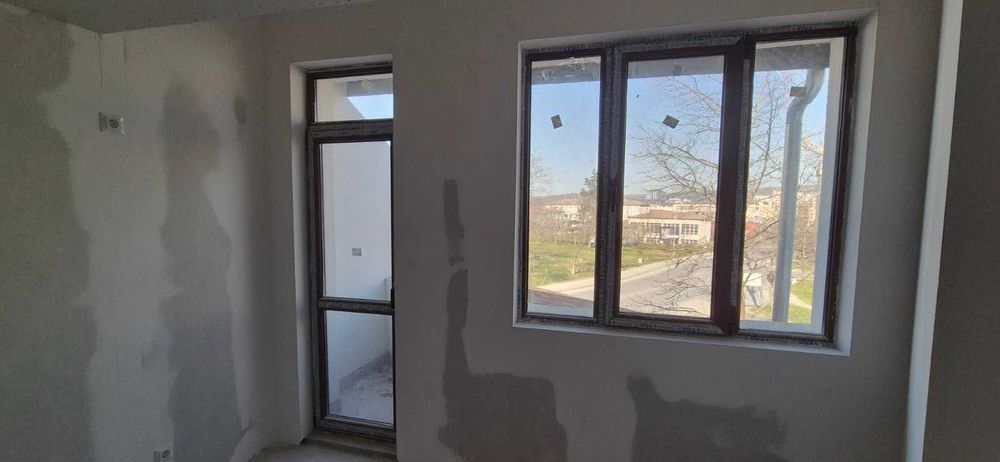 Двустаен апартамент с 1 спалня