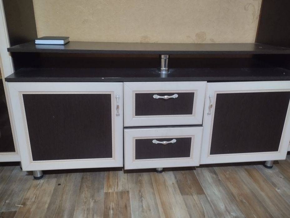 Продам стенку для гостинной