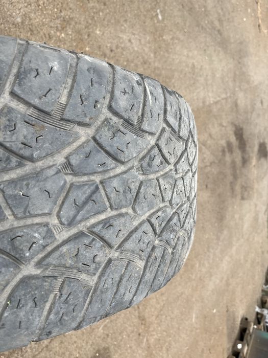 Продам резину 275/55 r20 4шт