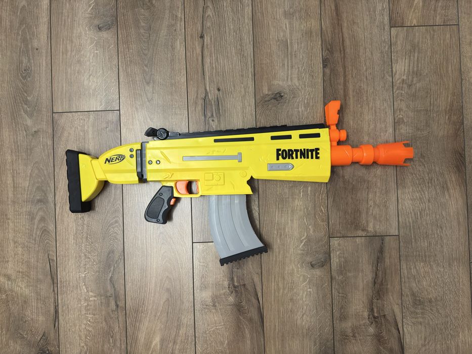 Pusca Nerf Fortnite AR-L (SCAR) Motorizata