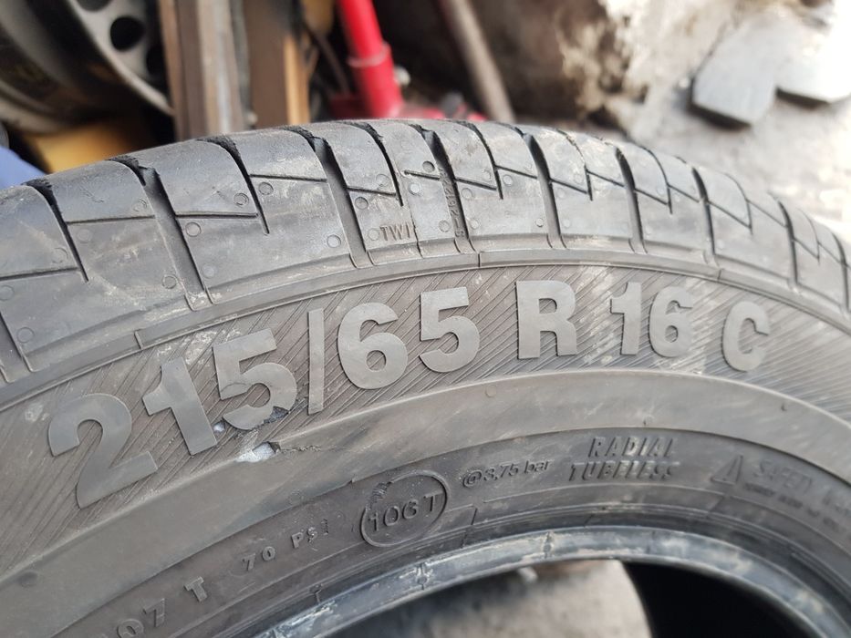 Бусови летни -2021г.-16цола-215/65-1бр.-80лв."BARUM "