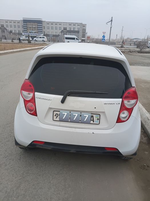 Спарк 2011-жылы ислеп шыгарылган