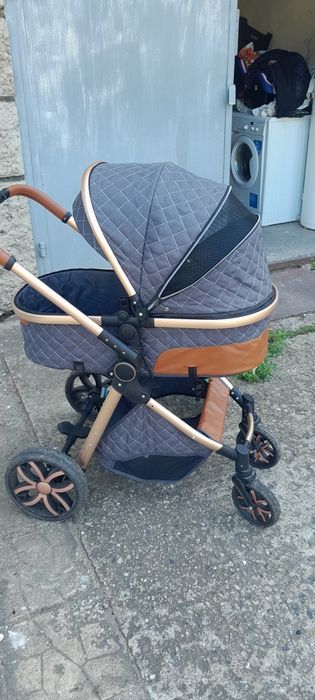 Бебешка количка Moni Alma