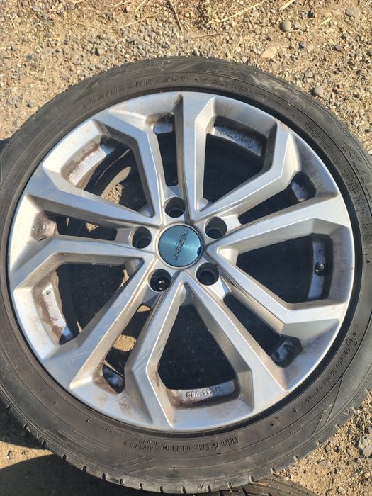 Jante aliaj Dezent pentru passat 7 , golf 8 etc. + Anvelope Falken Azenis FK510