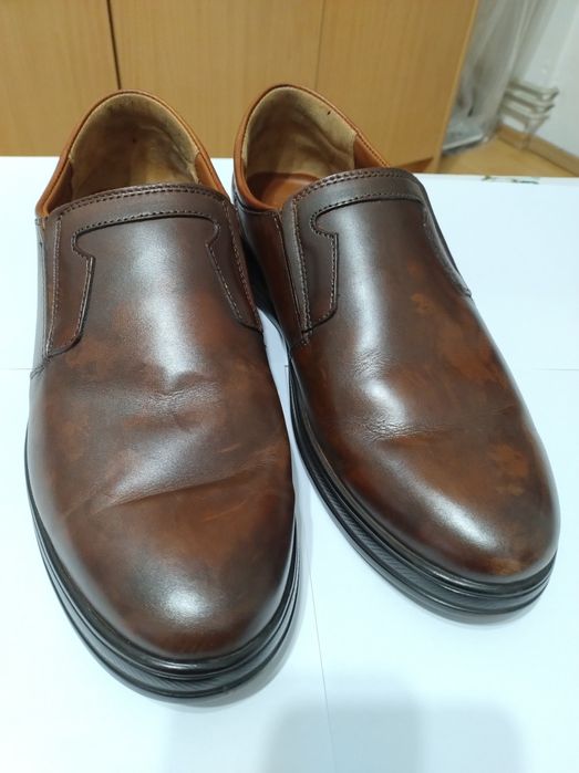 Pantofi din piele naturala marimea 43