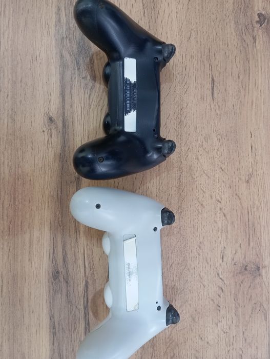 Продам PS 4 Slim Срочно