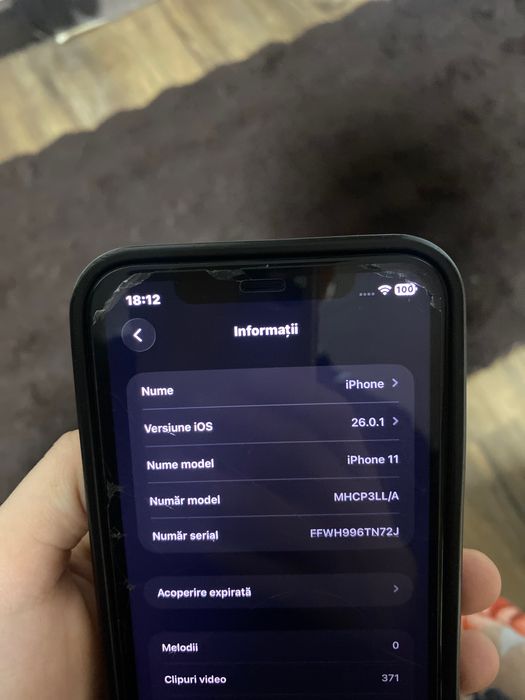 iphone 11 spart pe spate