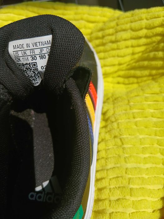 Детски спортни обувки Adidas
