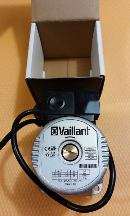 Pompa de apa VAILLANT.Stare noua.