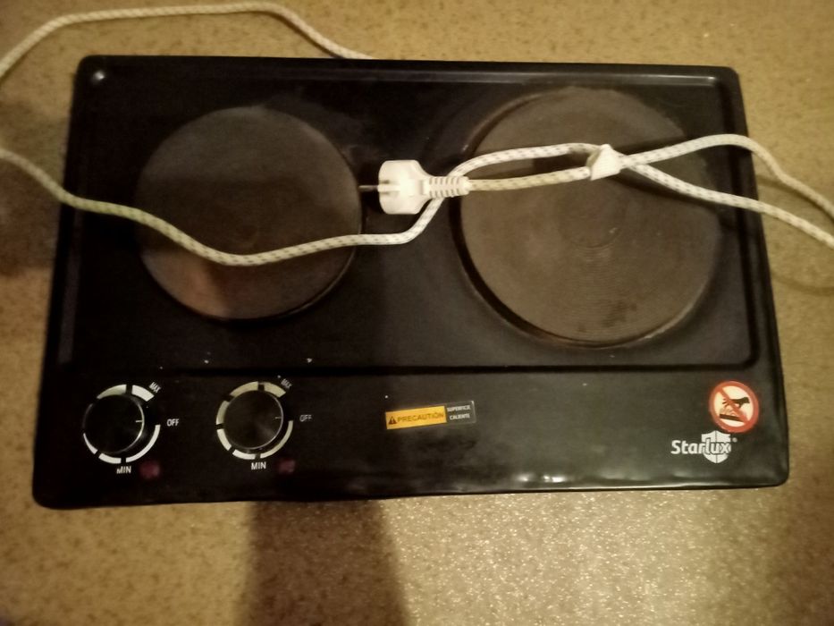 Продам электро плитку бу двухкомфорочную