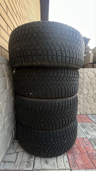 Продам мишлен зимний R18